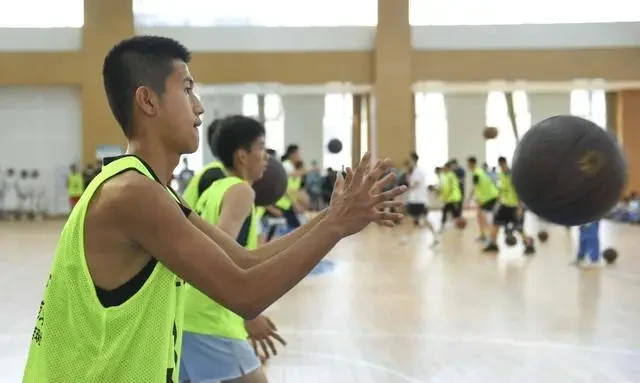 如何制定智能篮球训练计划_1